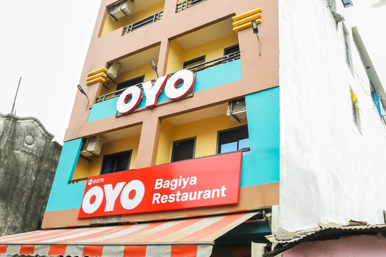 Hotel Spot On Bagiya Restaurant à Harda Extérieur photo